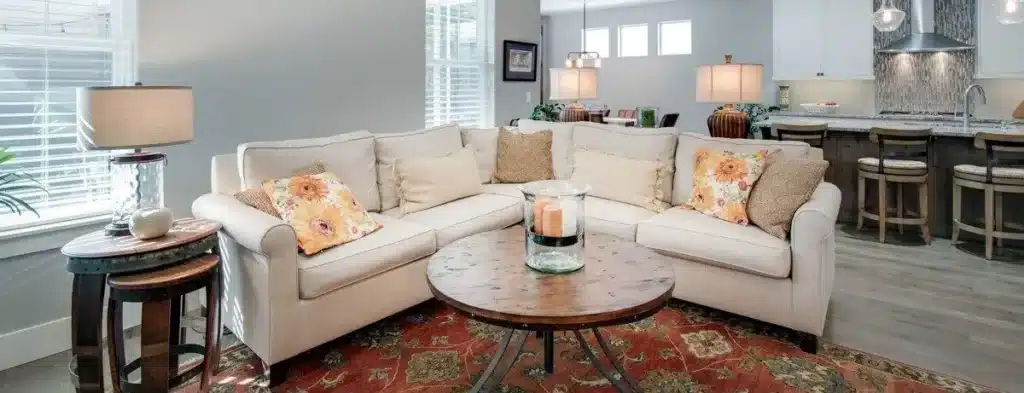 Sarokkanapé - kis bútor nagy sikere Sarokkanapé - kis bútor nagy sikere